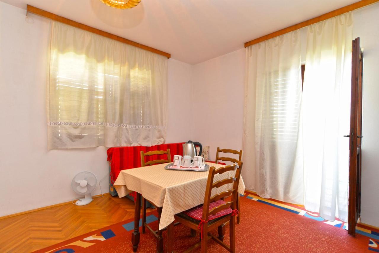 App & Rooms Rovinj 1068 Exterior photo